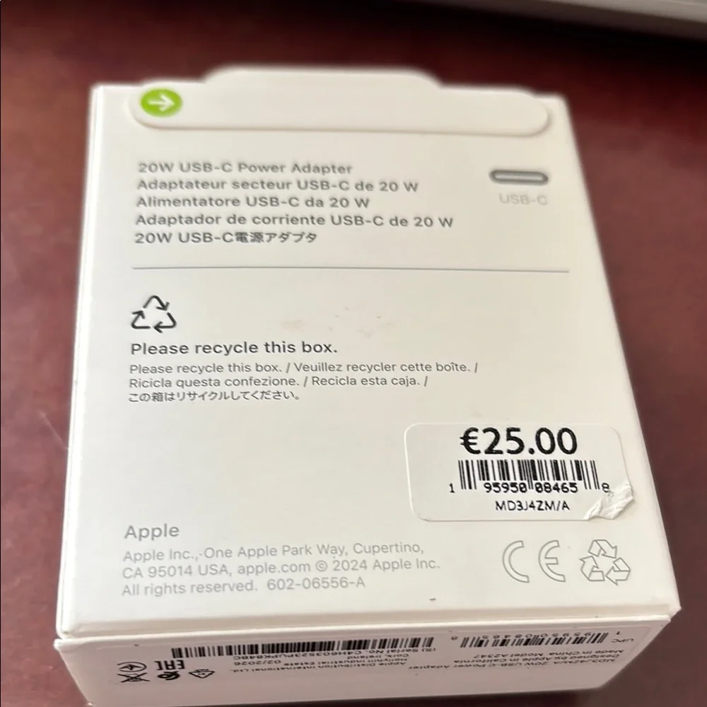 Apple 20W USB-C Power Adapter - White